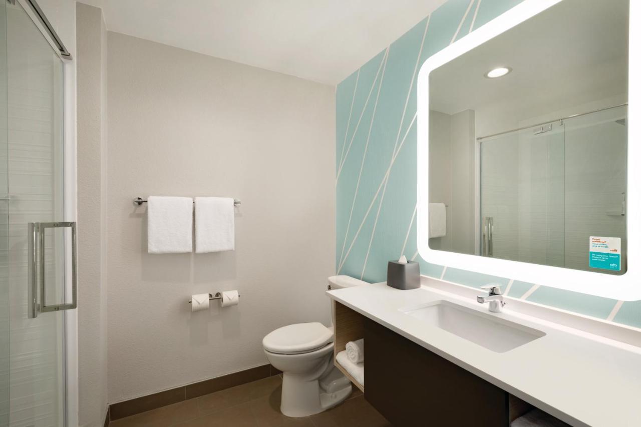 Avid Hotel Auburn - University Area By Ihg Ngoại thất bức ảnh